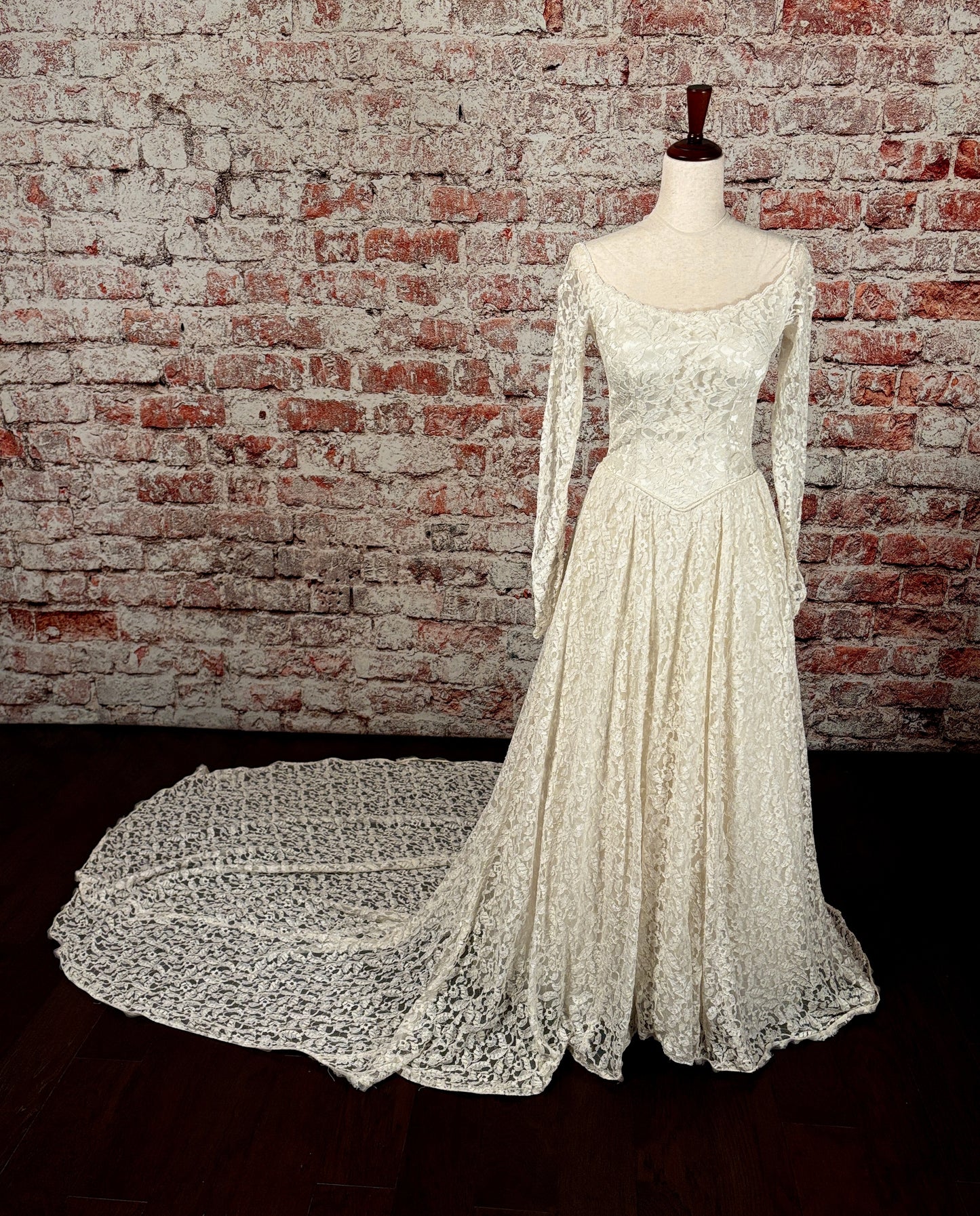1940's Lace Slipper Satin Wedding Dress w/Train