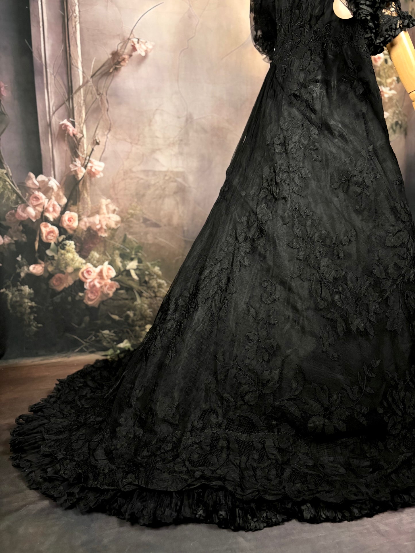 1800s Victorian Black Mourning Gown, Silk & Lace Vintage Dress Sz M/L “Museum Pc
