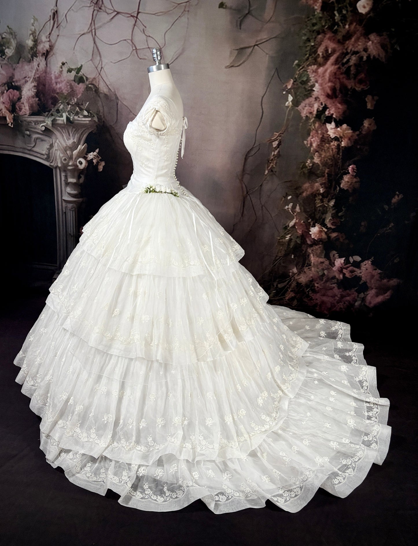 1950s Rose Embroidered Wedding Dress, w/Silk Buttons & Sweeping Train