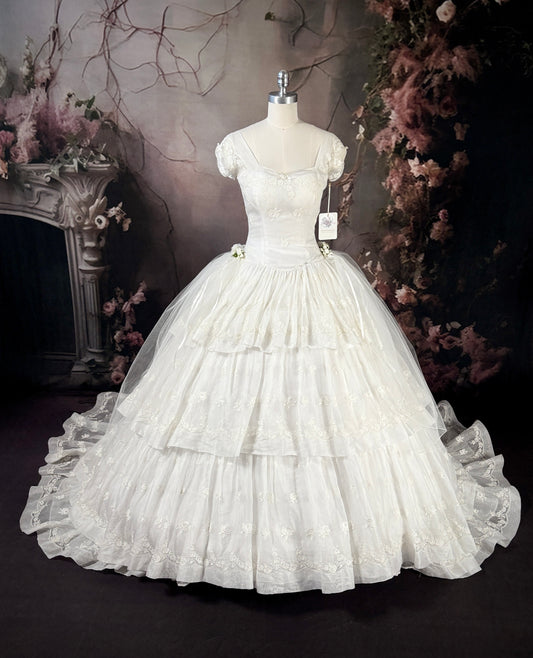 1950s Rose Embroidered Wedding Dress, w/Silk Buttons & Sweeping Train