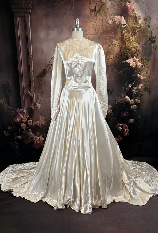 1940s Liquid Satin Wedding Dress w/Scalloped Neckline & Trailing Train
